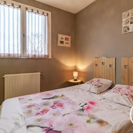 Familial Avec Belle Cour, 3 Chambres, Proche Vignobles Et Activites, Au Calme En Campagne Angevine Landhuis Saint-Georges-des-Gardes