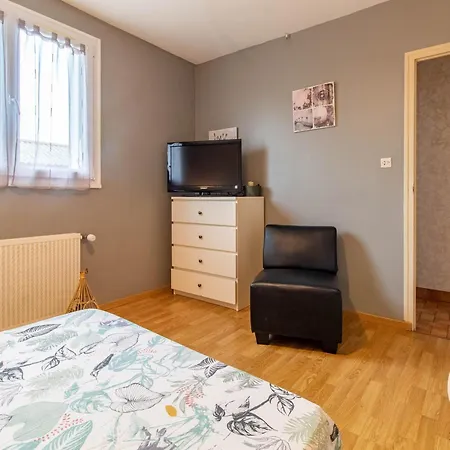 Familial Avec Belle Cour, 3 Chambres, Proche Vignobles Et Activites, Au Calme En Campagne Angevine - Fr-1-622-11