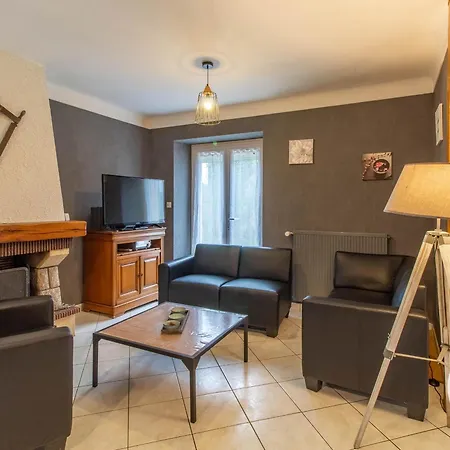 Familial Avec Belle Cour, 3 Chambres, Proche Vignobles Et Activites, Au Calme En Campagne Angevine - Fr-1-622-11 Vakantiehuis *