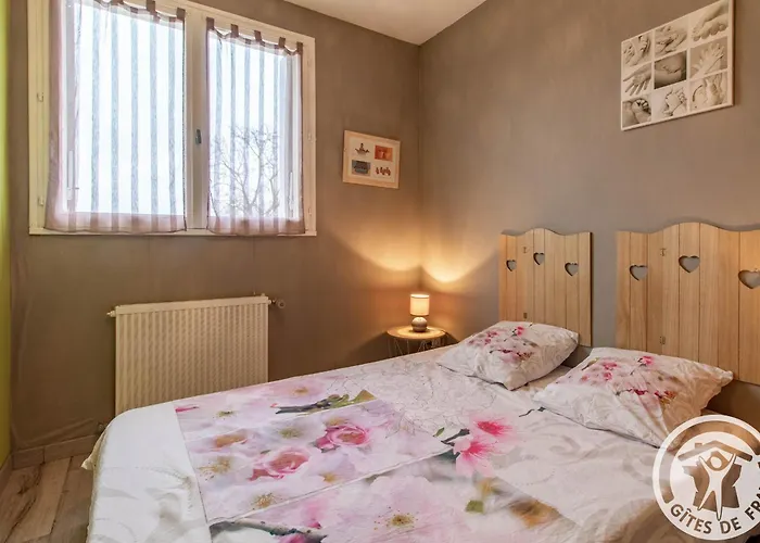 Familial Avec Belle Cour, 3 Chambres, Proche Vignobles Et Activites, Au Calme En Campagne Angevine - Fr-1-622-11 Vakantiehuis Saint-Georges-des-Gardes