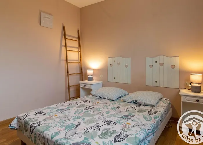 Familial Avec Belle Cour, 3 Chambres, Proche Vignobles Et Activites, Au Calme En Campagne Angevine - Fr-1-622-11